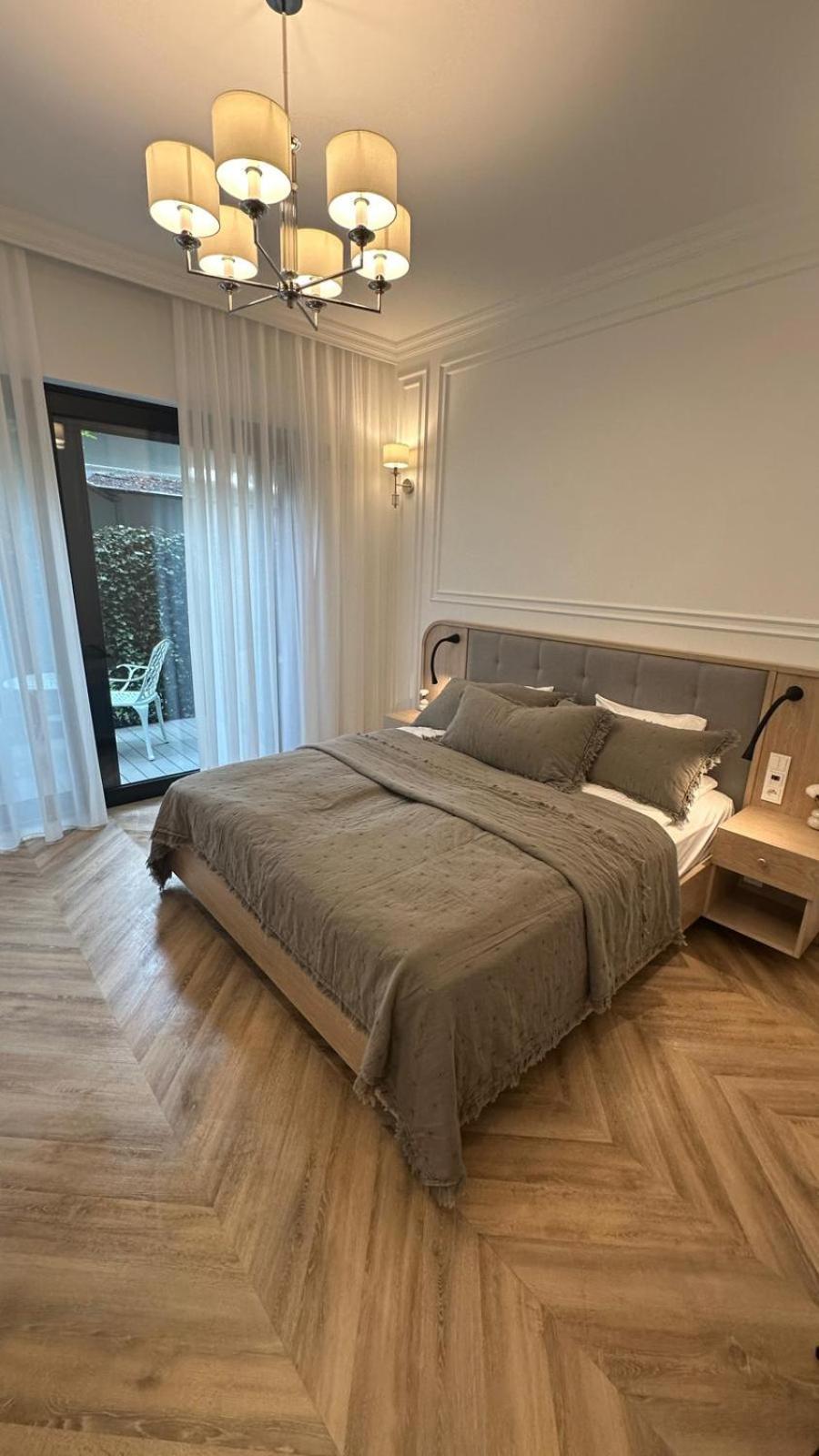 Apartament Cracow Old Town Luxury Apartments, Pool & Gym & Sauna & Parking & 24h Self Check-in Kraków