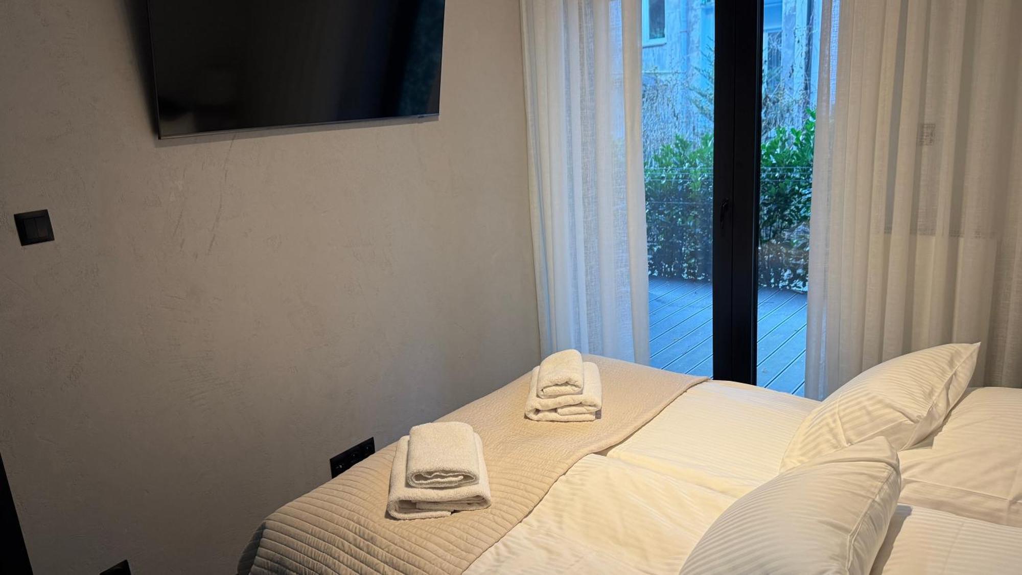 Apartament Cracow Old Town Luxury Apartments, Pool & Gym & Sauna & Parking & 24h Self Check-in