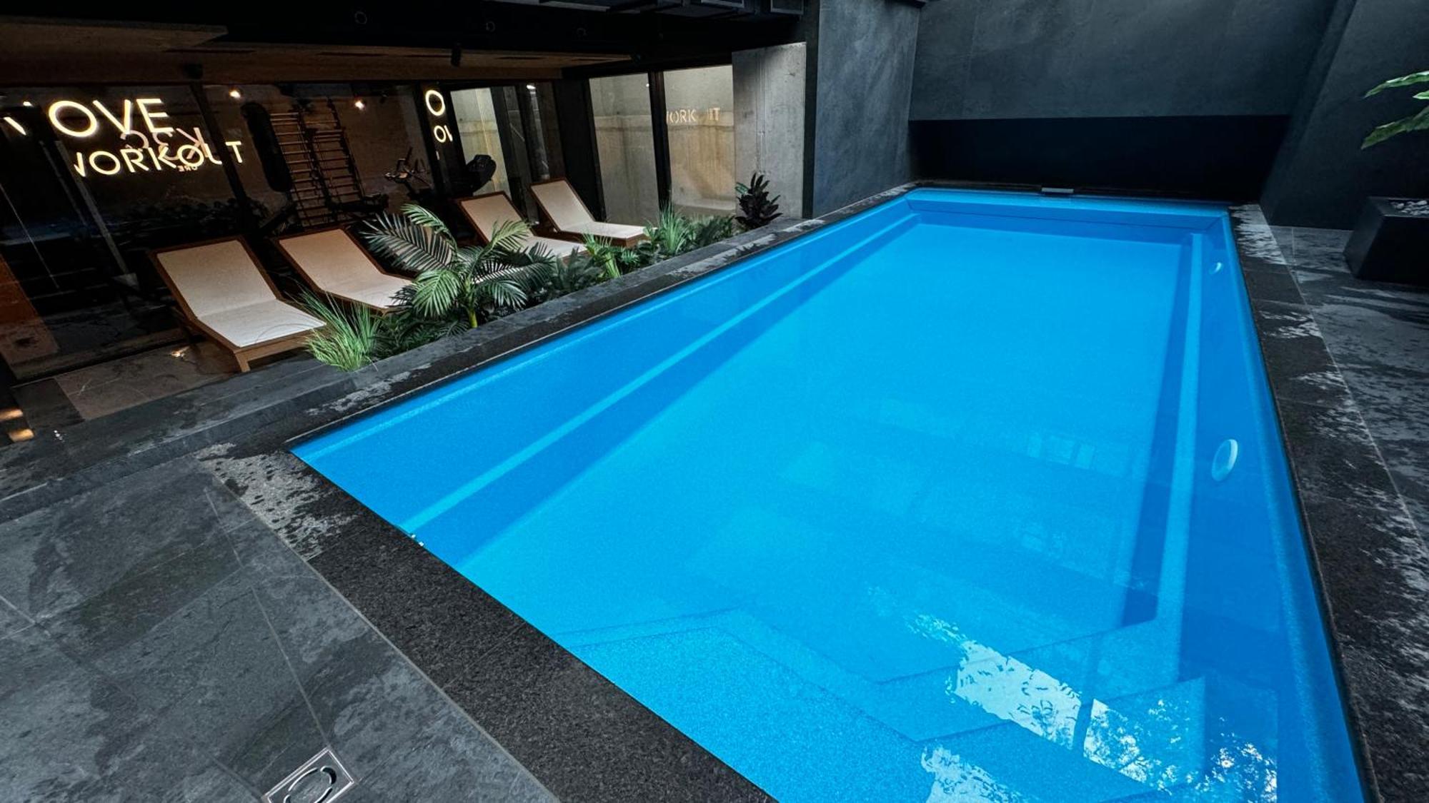 Cracow Old Town Luxury Apartments, Pool & Gym & Sauna & Parking & 24h Self Check-in Apartament Kraków